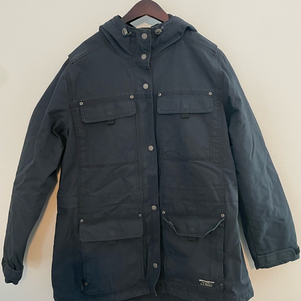 L.L. Bean woman’s navy Utility Parka Jacket, size XL